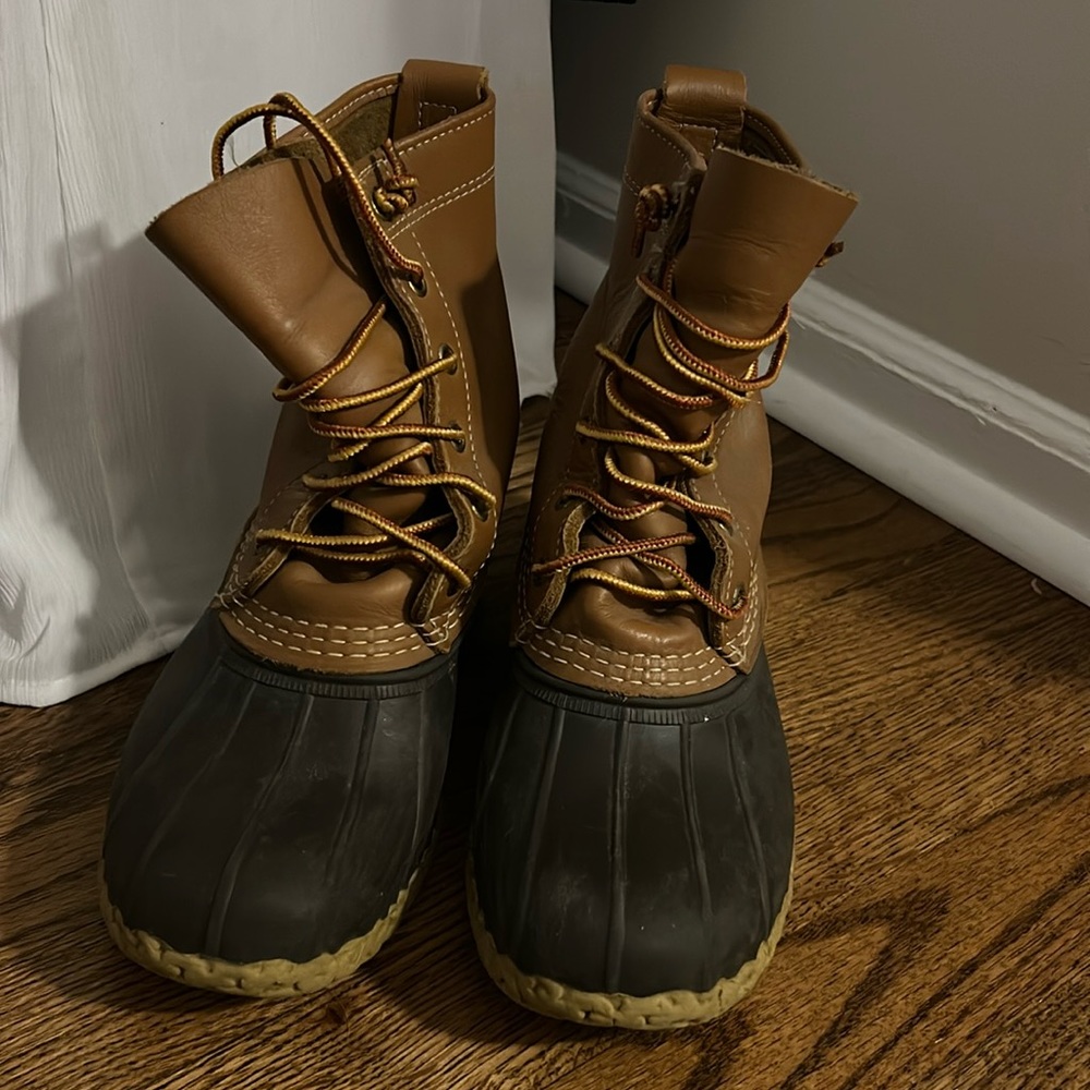 L.L Bean Women’s Bean Boots Size 7